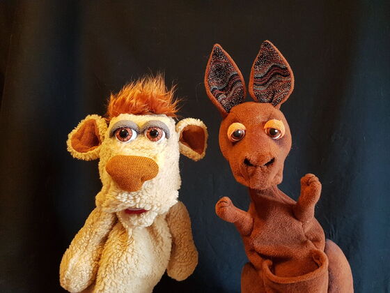 Figuren von Löwe Tim und Känguru Amanda